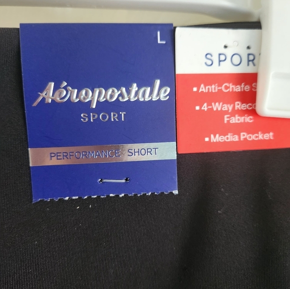 Aeropostale Sport Performance Biker Short Size Large - Picture 2 of 4